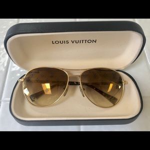 Louis Vuitton Aviators Sunglasses